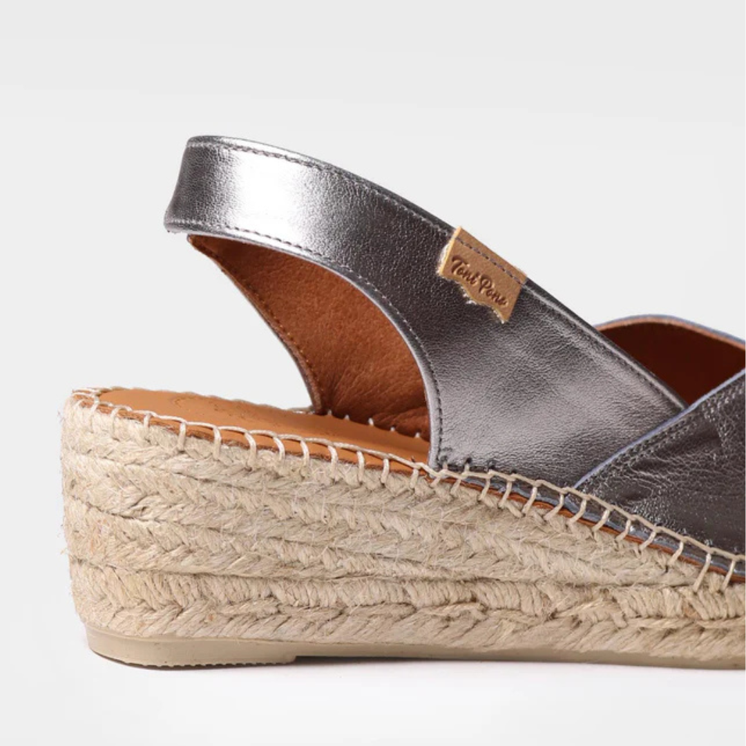 Bernia - The raffia wedge sandal