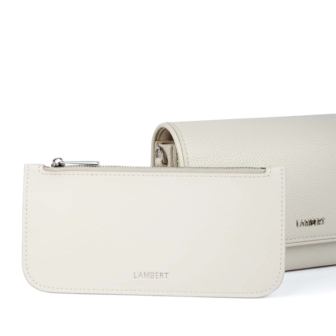 GRACE - The handy little bag that fits right into your daily life