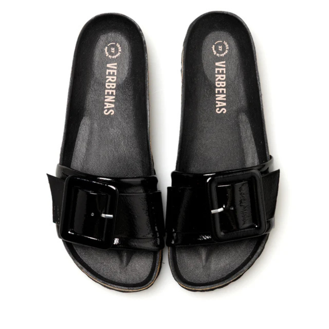 Reiko – Minimalist elegance