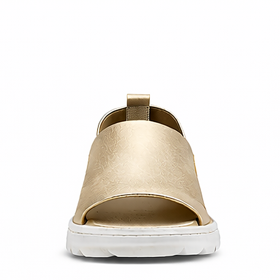 Pammy - The practical and stylish sandal