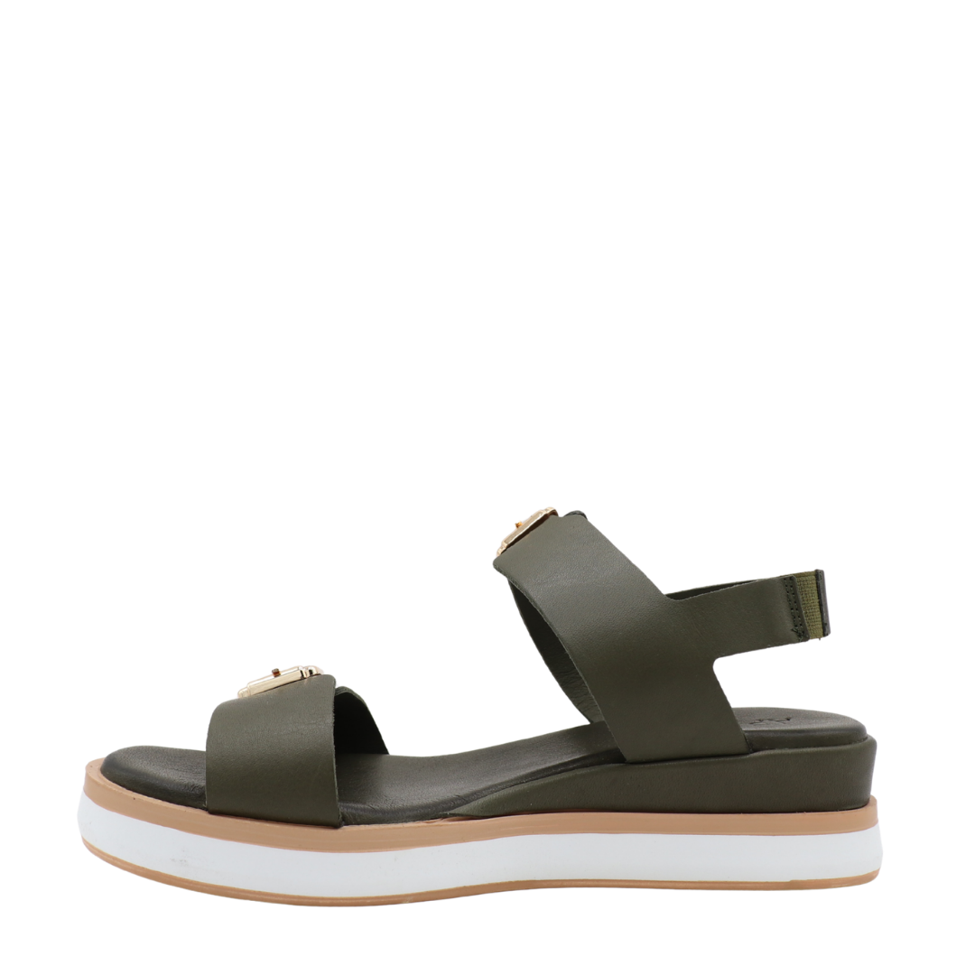 MARGAUX – The sporty-chic platform sandal