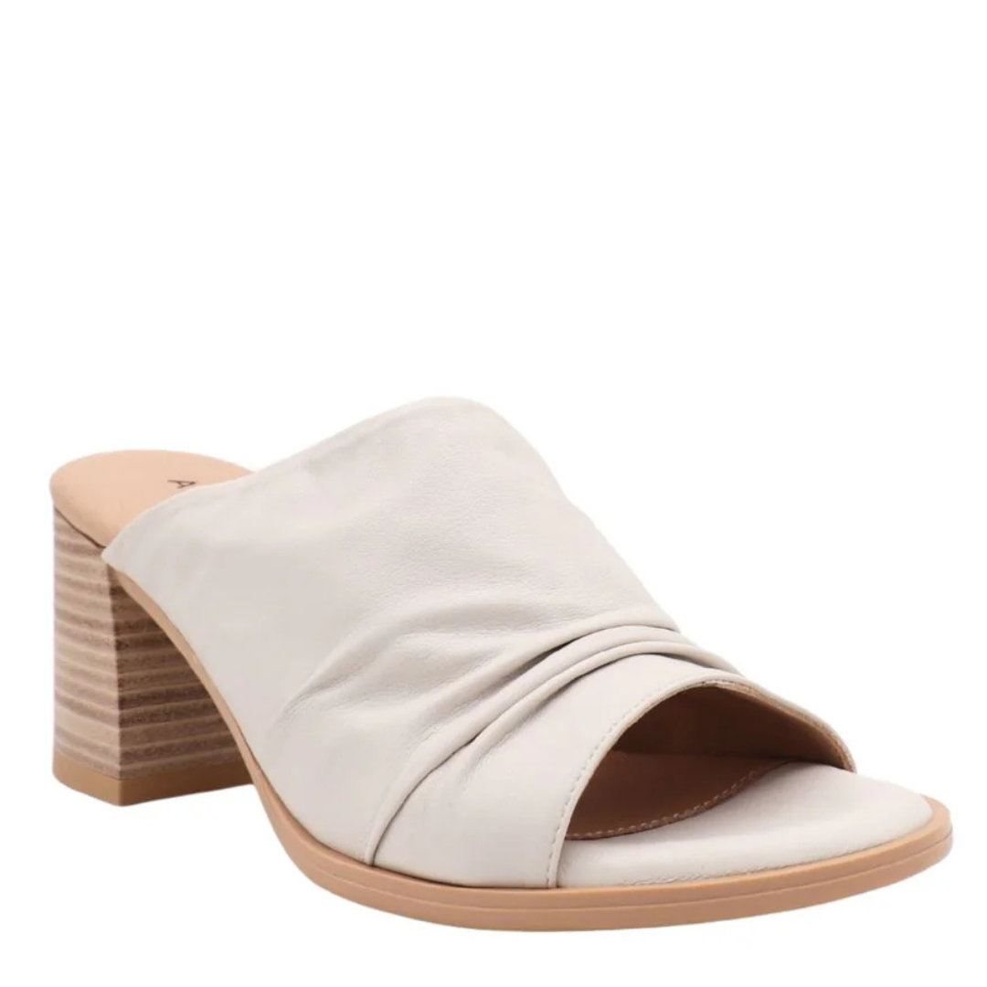 Petunia - The High-Heeled Mule