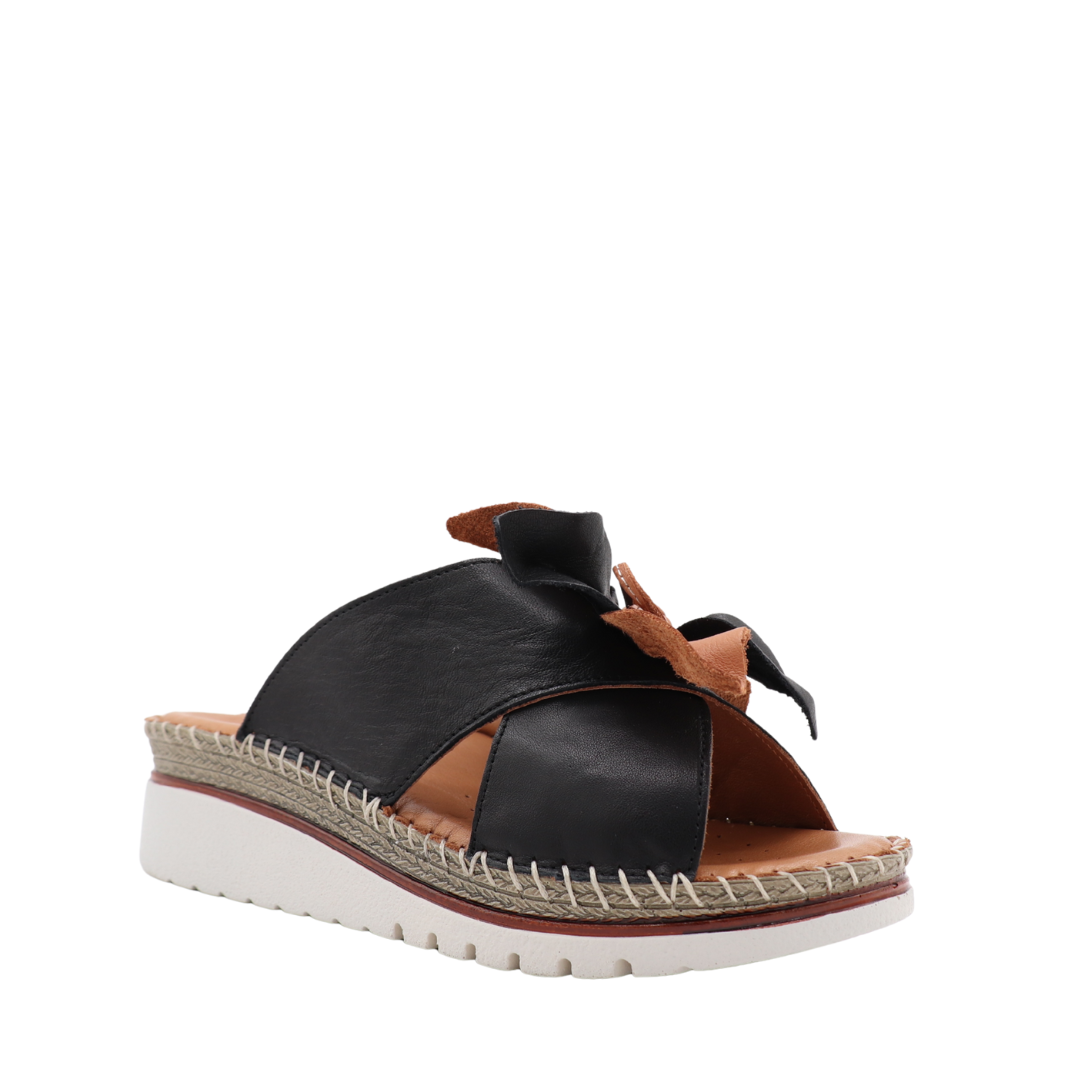 Kam Sandal – Leather Elegance and European Comfort