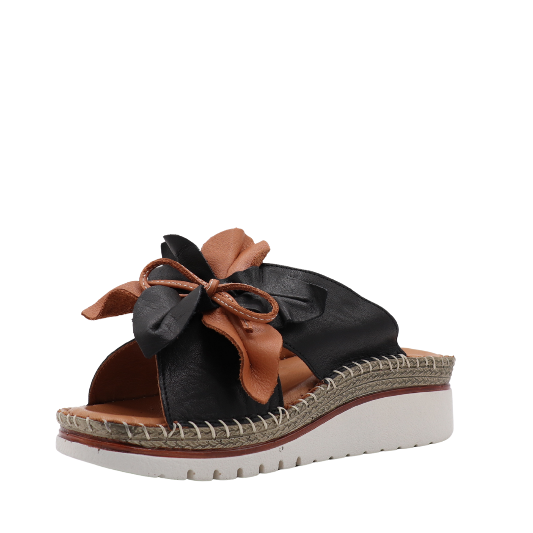 Kam Sandal – Leather Elegance and European Comfort