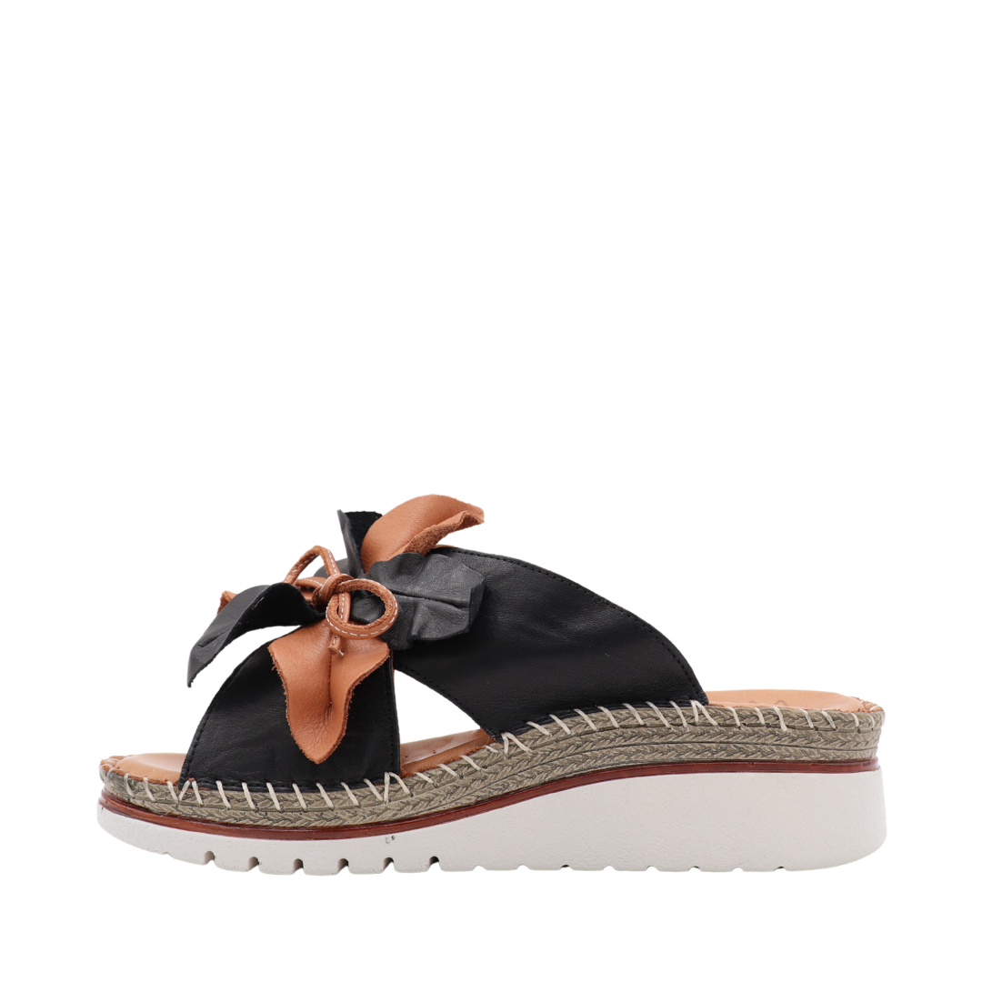 Kam Sandal – Leather Elegance and European Comfort