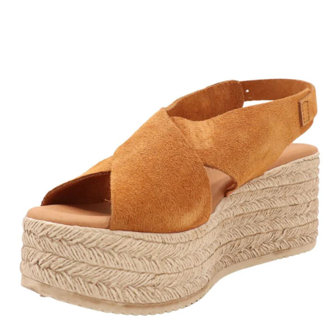 Runa - The suede platform sandal