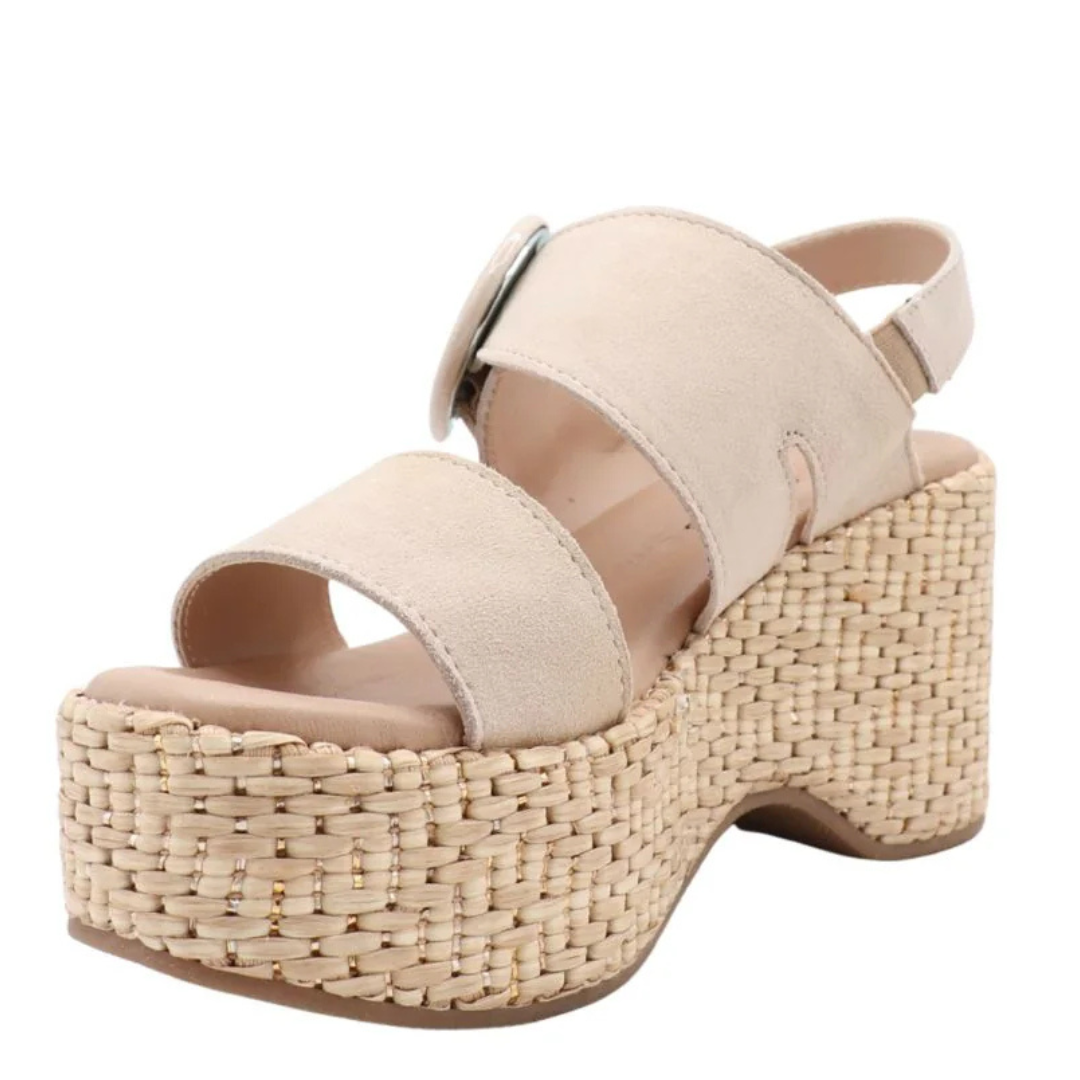 Planeta - The platform sandal with a natural vibe and a bold look