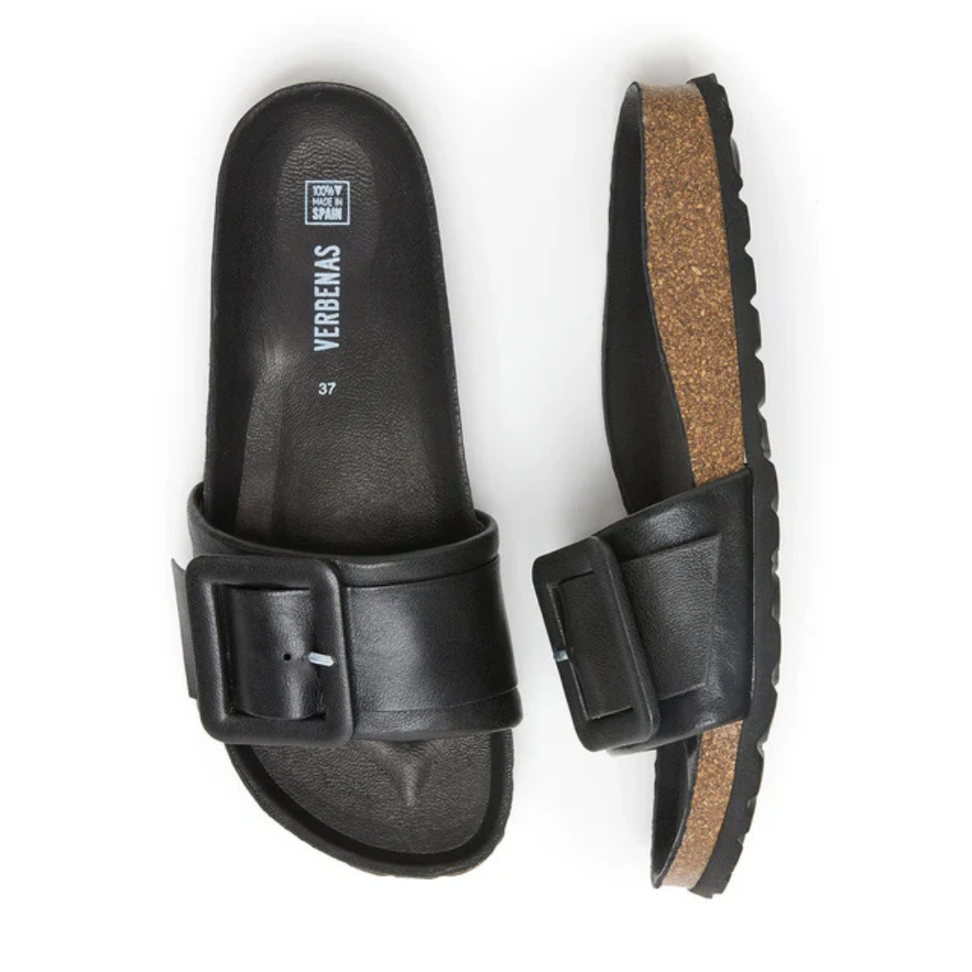 Reiko – Minimalist elegance