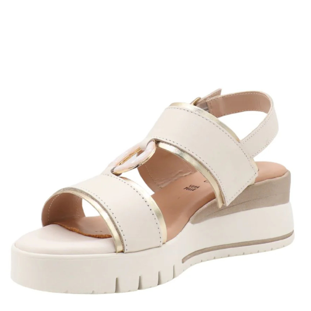 Praya - La sandale moderne au confort absolu