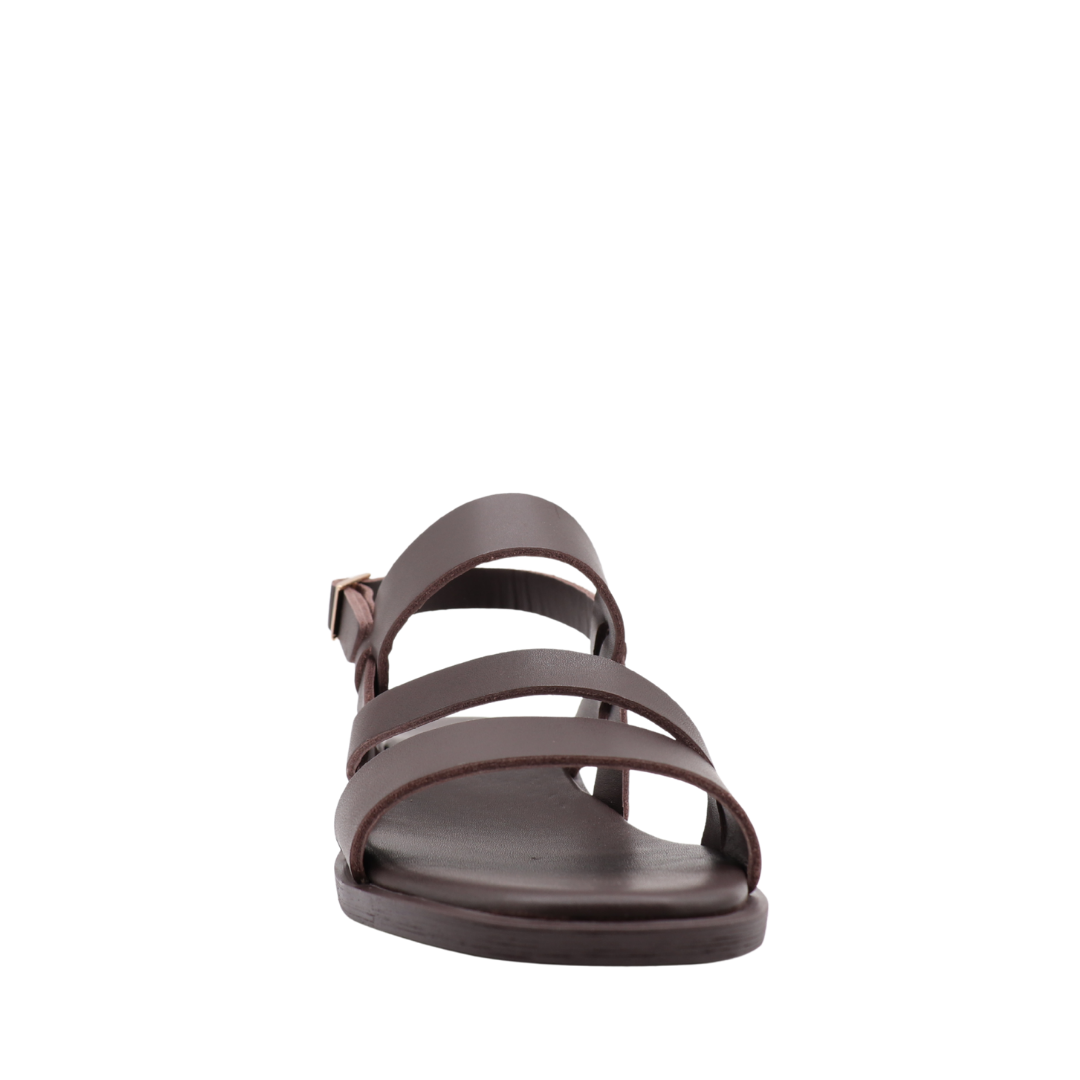LARA – The minimalist leather sandal
