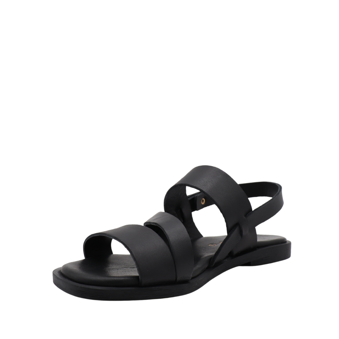 LARA – The minimalist leather sandal