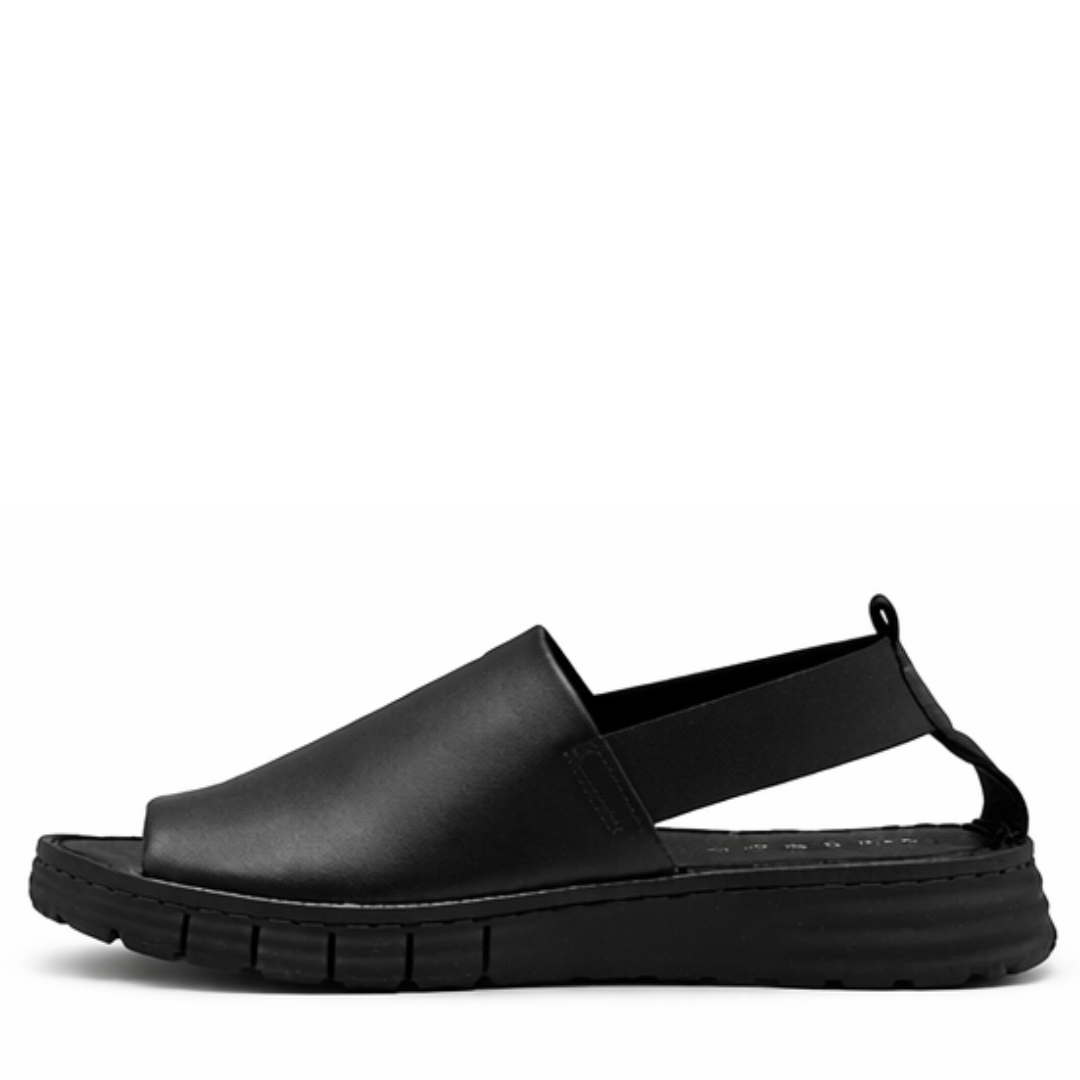 Pammy - The practical and stylish sandal