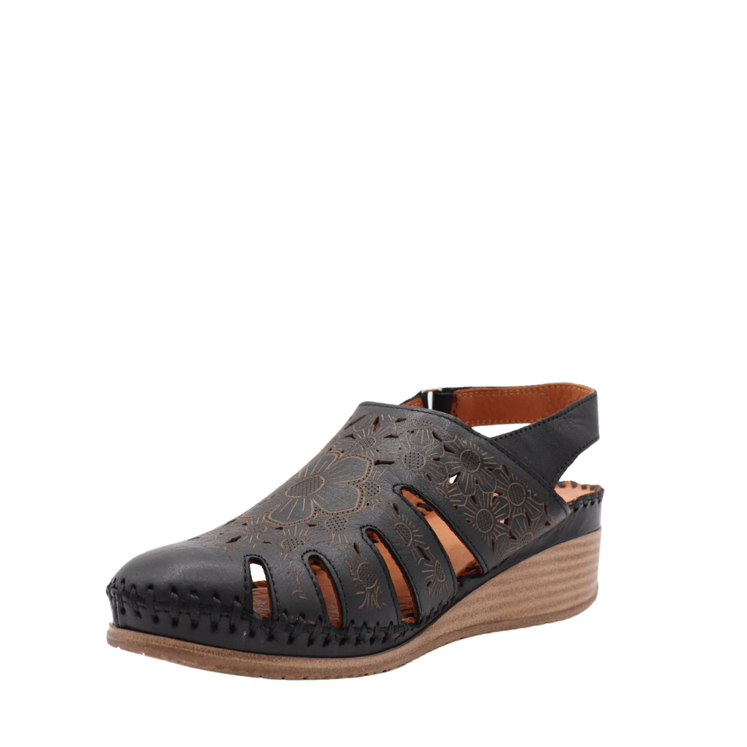 Jill Shoe – Engraved & Perforated Leather