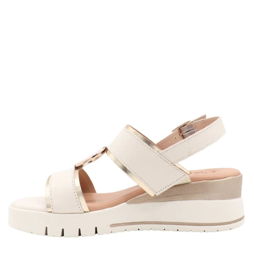 Praya - La sandale moderne au confort absolu