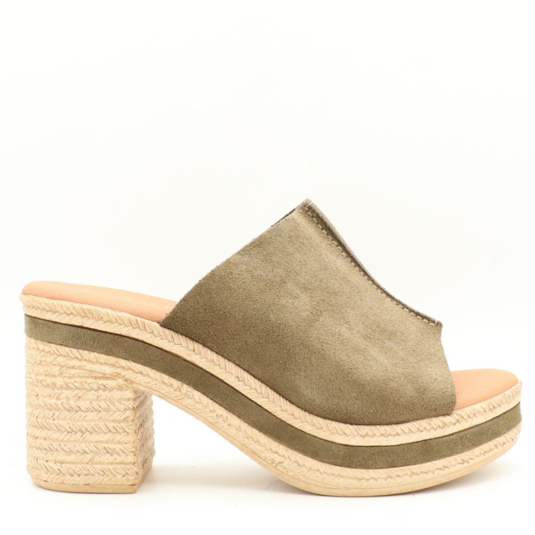 Liora - The high-heeled platform sandal