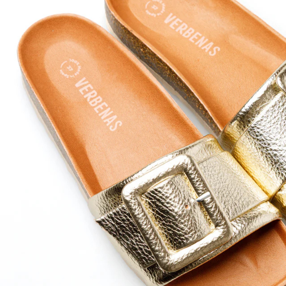 Reiko – Minimalist elegance