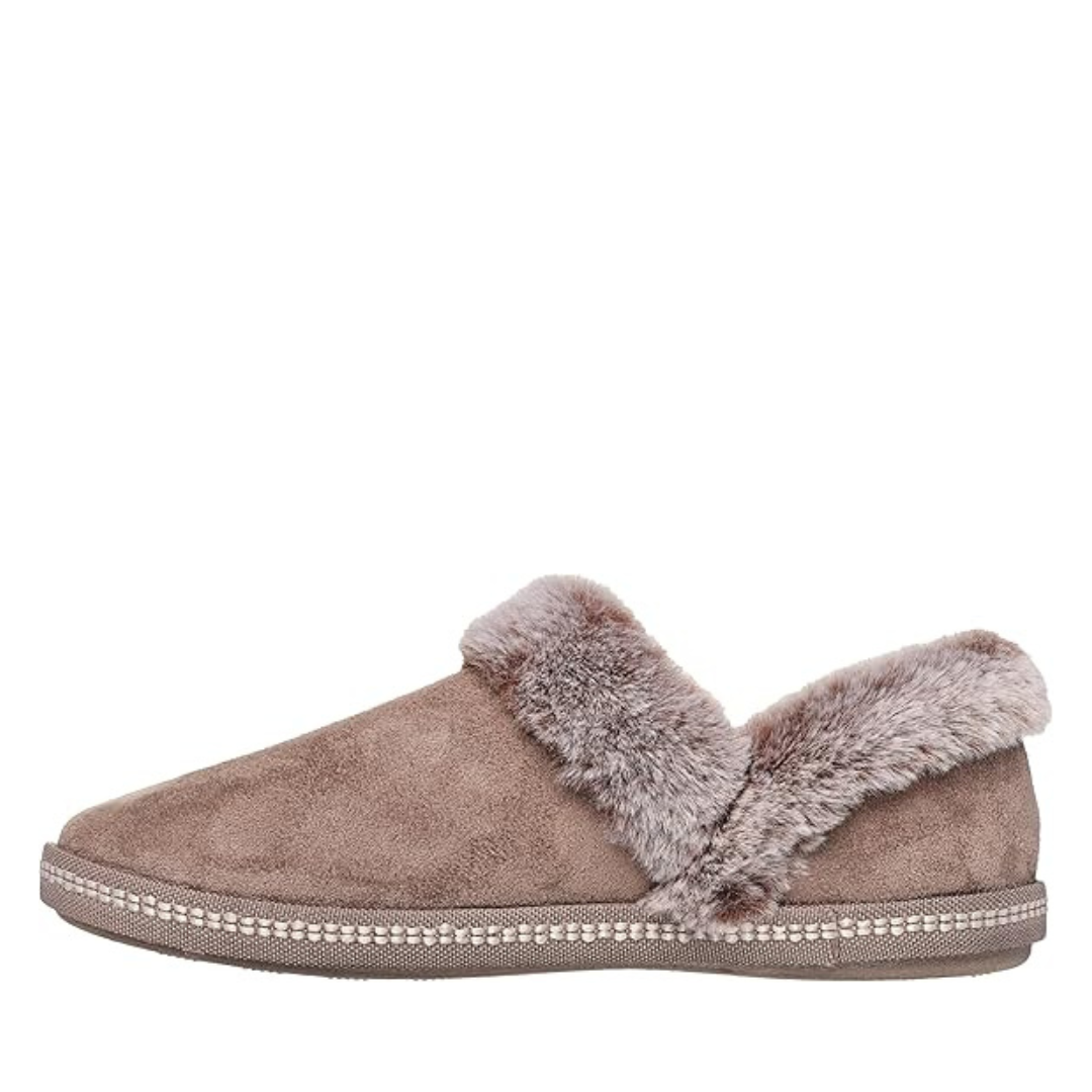 COZY CAMPFIRE - 169041