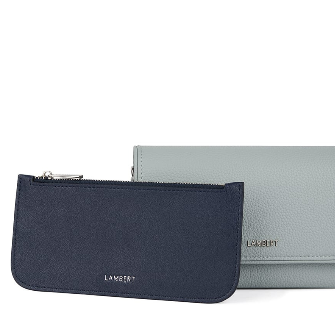 GRACE - The handy little bag that fits right into your daily life