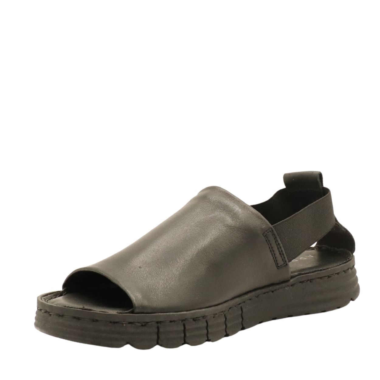 Pammy - The practical and stylish sandal