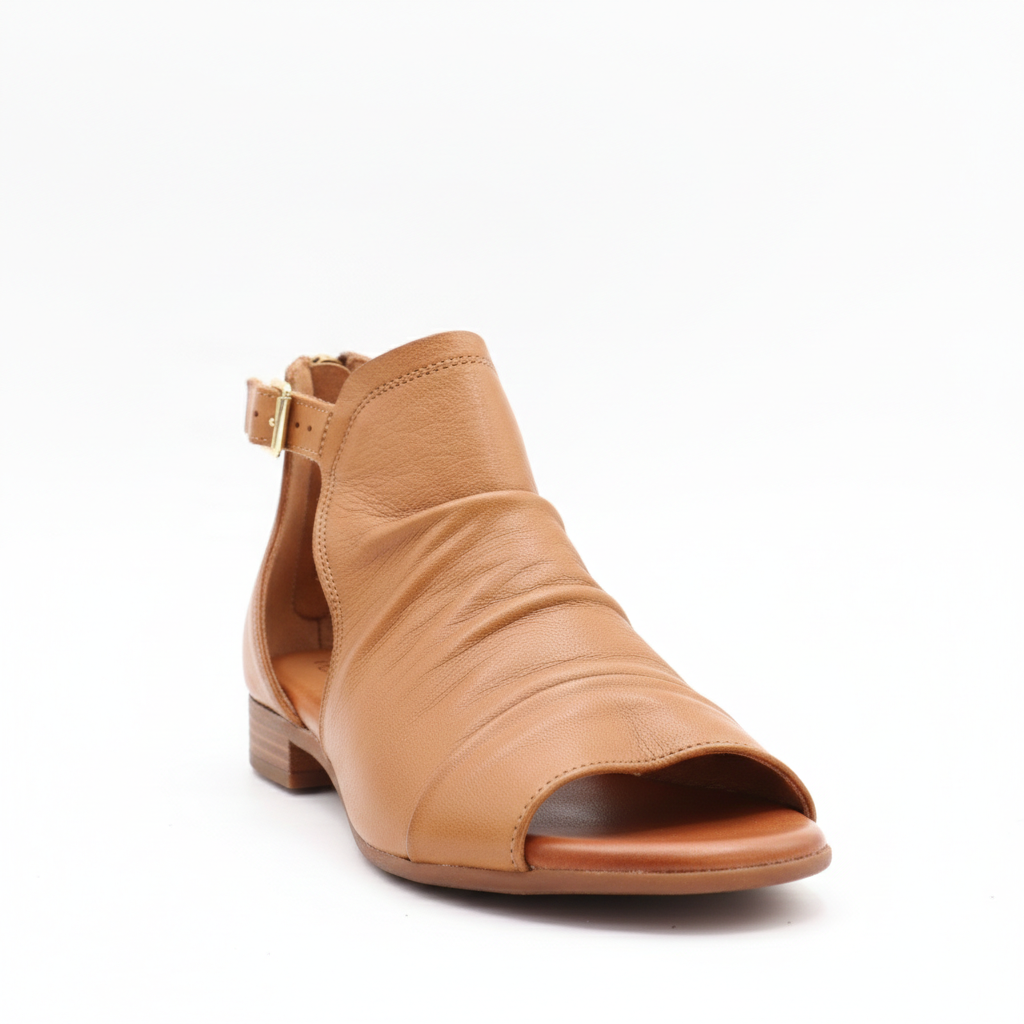 Clarisse Sandal – The perfect balance between style and lightness