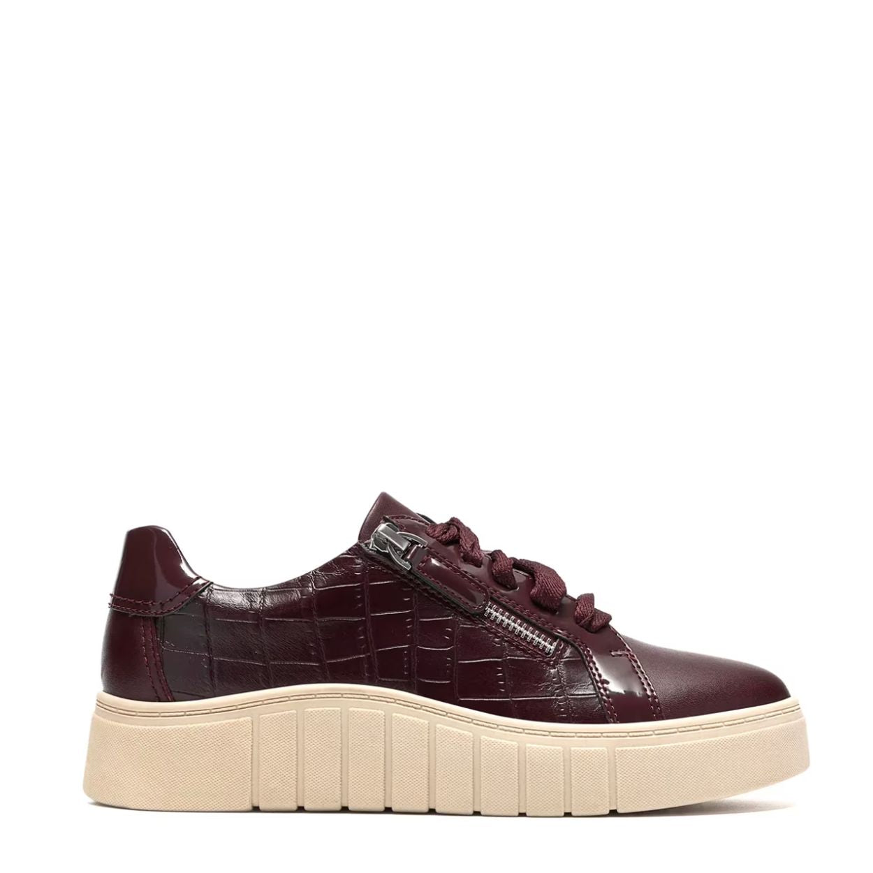 Mykah Joy – Comfortable sneakers with a casual style