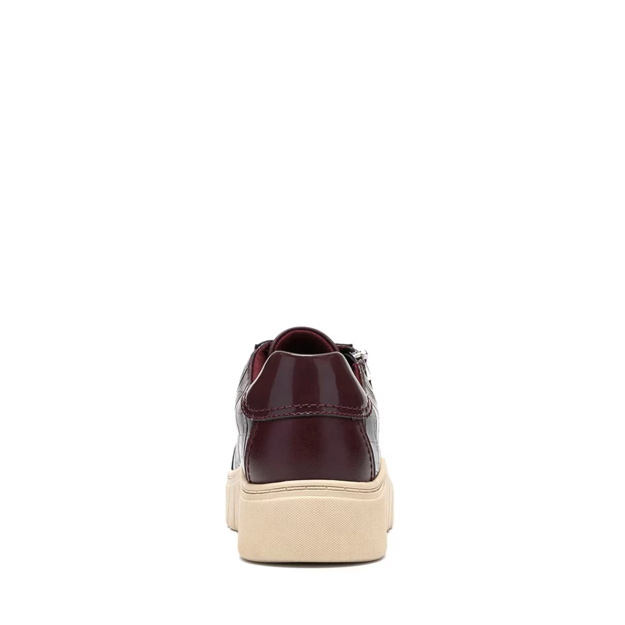 Mykah Joy – A comfortable sneaker with a casual style